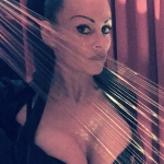 Domina Liane